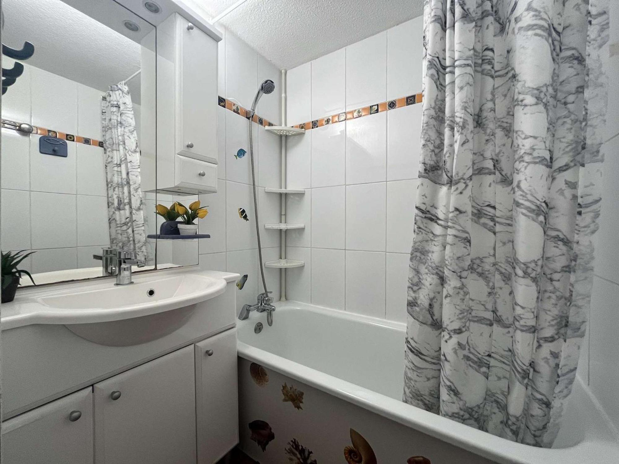 Maison 2 Pieces/Mezzanine, 6 Couchages, Terrasse Spacieuse, Piscine Et Parking Prive A Gruissan - Fr-1-229-332 外观 照片